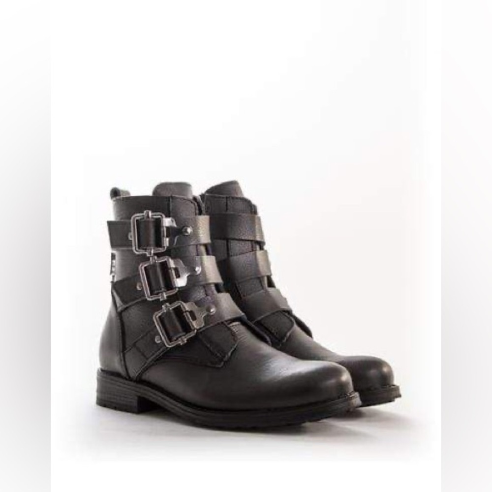 BULLE | NWT buckle boots | size 40